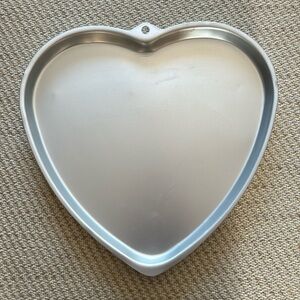 Wilton Giant Heart Cookie Pan